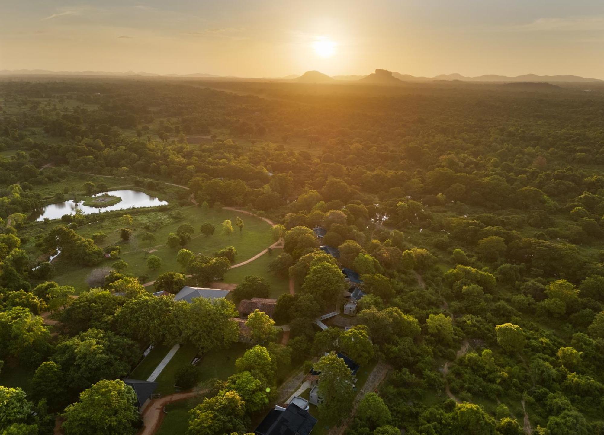 Ayugiri Ayurveda Wellness Resort Sigirija Zewnętrze zdjęcie