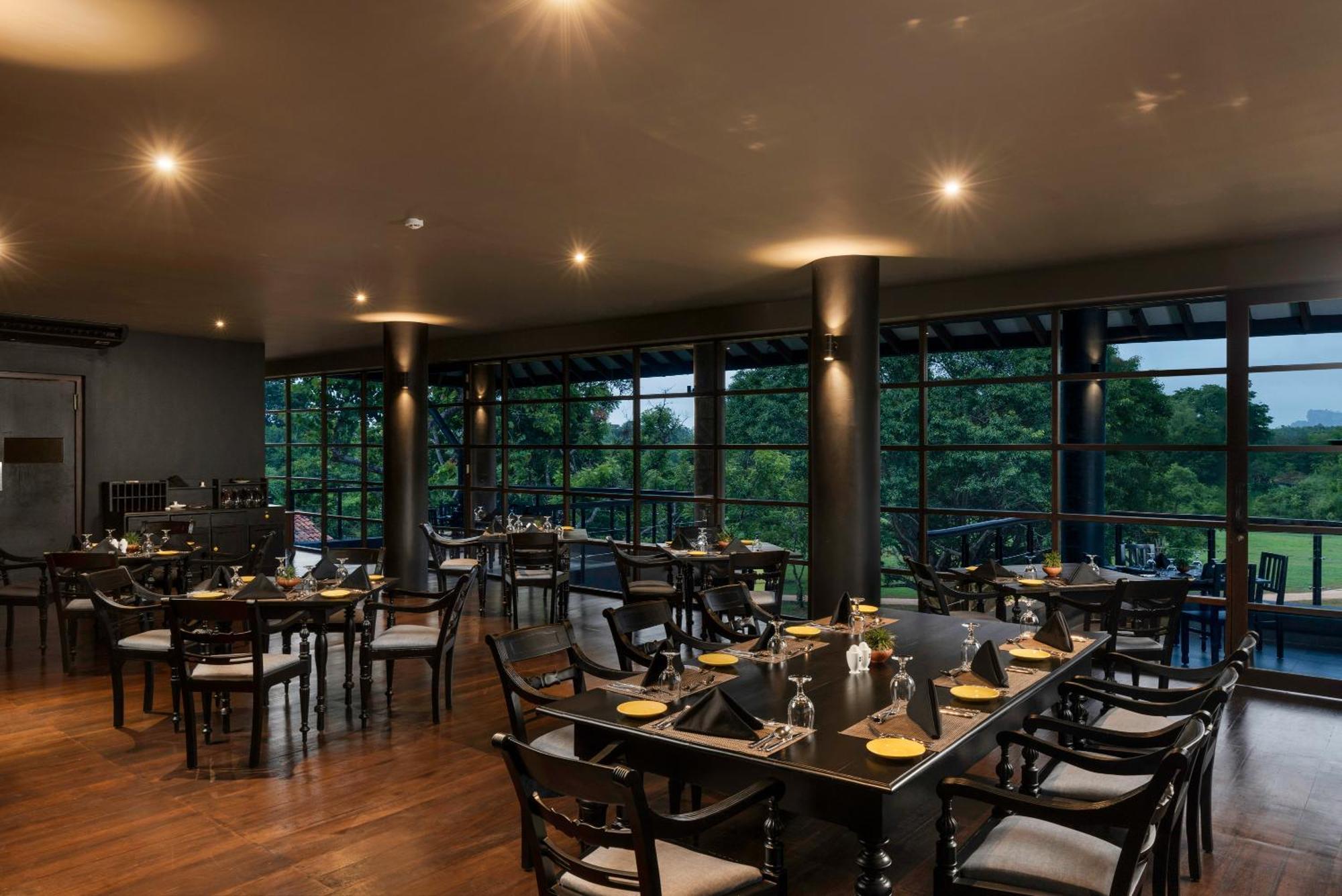 Ayugiri Ayurveda Wellness Resort Sigirija Zewnętrze zdjęcie